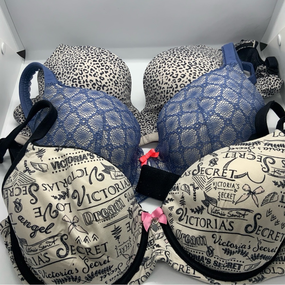 Victoria's Secret Women's Intimates Set - Blue and Cream
